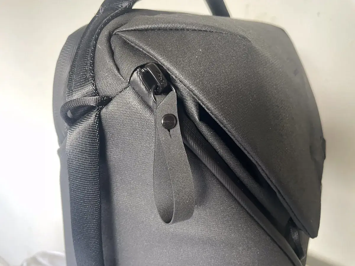 Peak Design Everyday Backpack image 2